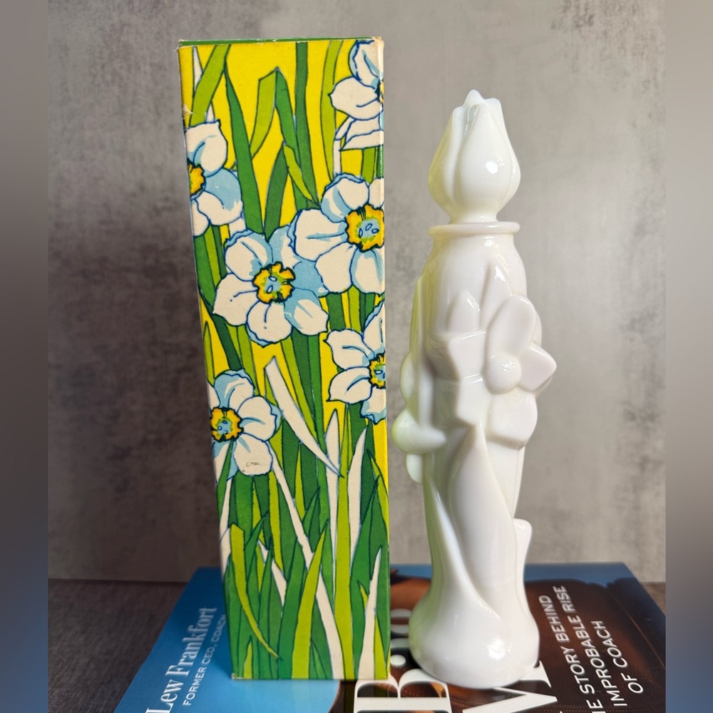 ✨ Vintage Avon Floral Bud Vase–Roses Roses Creamy Bath Foam (5 oz)–NEW in Box ✨